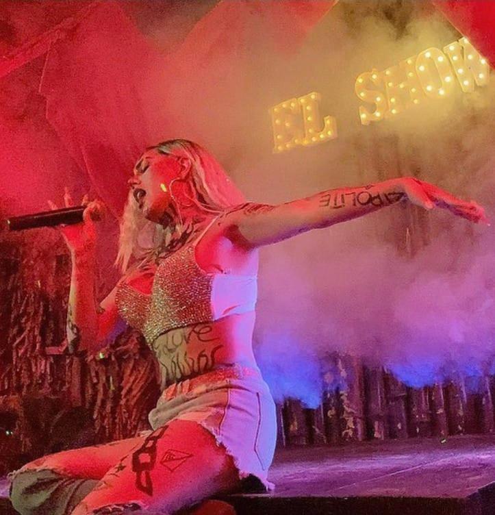 ホテル La Maxima & Lgbt シポリテ エクステリア 写真